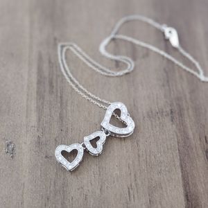 Silver jewelry necklace